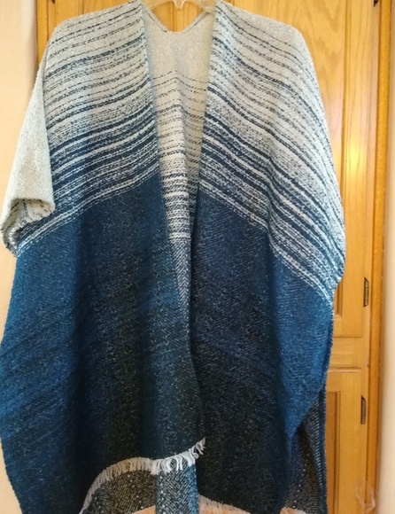 Kensie blue/gray poncho one size - Picture 1 of 3